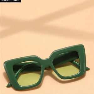 Green Big frame